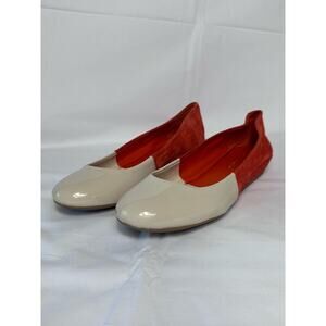 BCBGeneration Women’s Orange/Beige Round-toe Sequin flats - 8.5